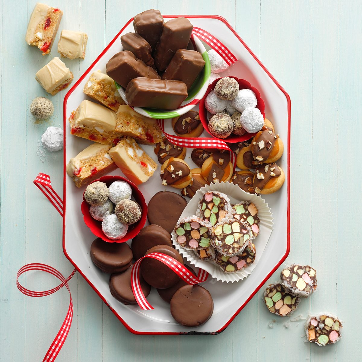 Christmas Cookie Tray Tips: Achieve No Leftovers!